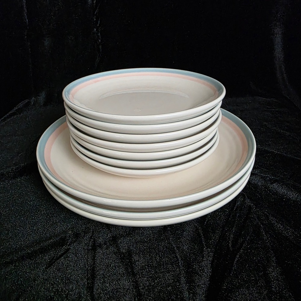 Pfaltzgraff Aura Pink Lot: 3 Dinner Plates and 7 Salad Bread Dessert Plates
